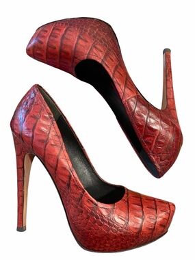 Prada Maroon Croc Embossed Leather Platform Pumps Heels Designer Size 36.5 6